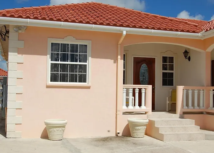 Plover Court Apartments